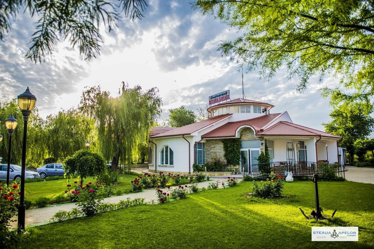 Гостевой дом Steaua Apelor Family Resort Nufăru-6